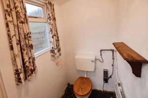 Cloakroom- click for photo gallery